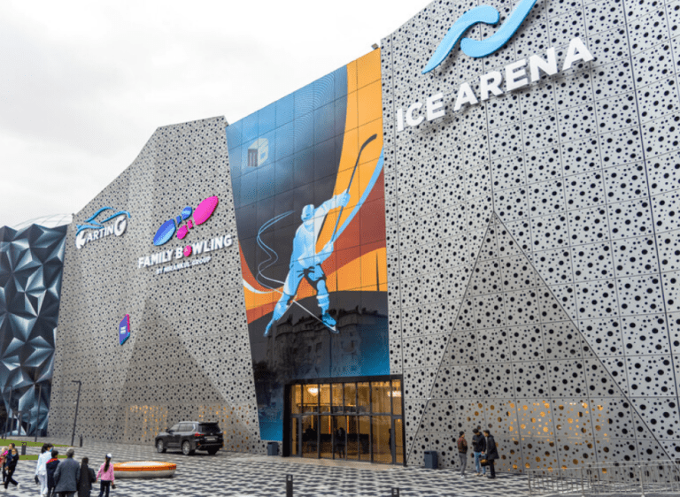 Samarkand Family Park: 5 Years of Reliable Ice
